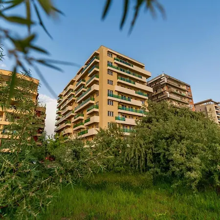 Marc Moonlight Apartman Mamaia